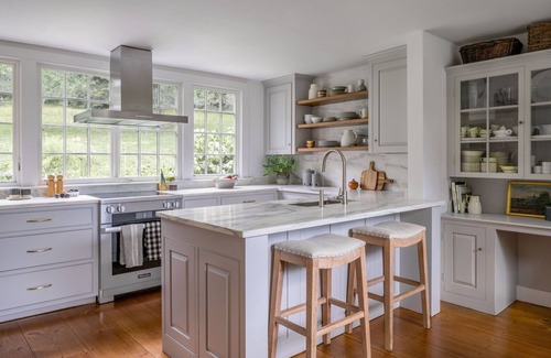 Waterbury House | Secluded, Magical Paradise with Hot Tub