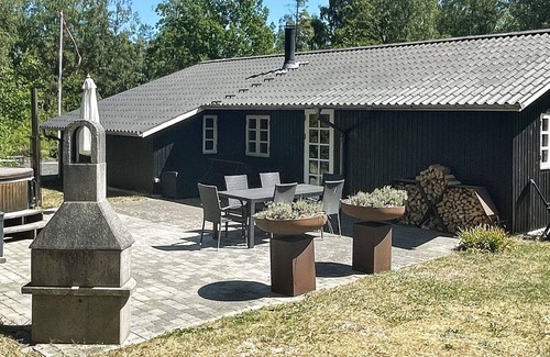 Helberskov Strand House | Secluded Retreat with Hot Tub - By Traum Ferienwohnungen