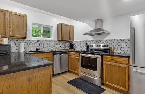 Sevierville Cottage | Secluded Top View Cottage with Game Room + Views