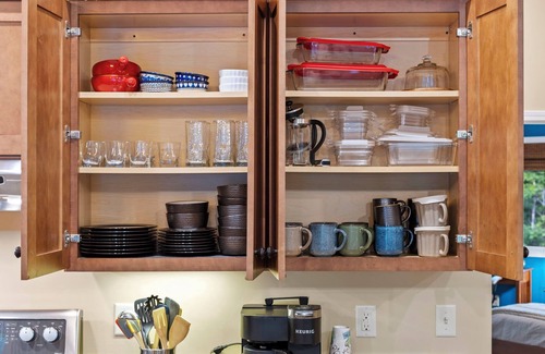 Cleveland House | Secluded Yurt Hideaway 10 min to Table Rock