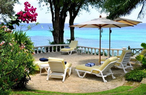 Derricks Villa | Secret Cove 1 | a delightful 2-bedroom apartment with stunning seaviews.