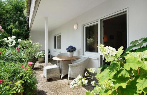 Muellheim Apartment | Secret Garden