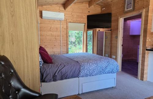 Hythe Apartment | Secret Hythe, Sea views Town location 2km Eurotunnel