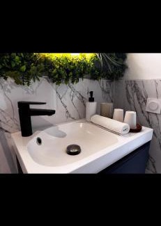 Livron-sur-Drome Apartment | Secret room