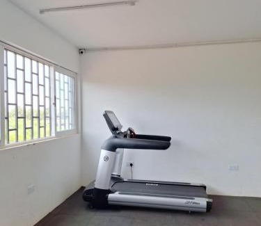 Nairobi Apartment | Secret Serenity - Modern, Stylish & Comfy 2 Bedroom Apartment With Workspace, Secure Parking, CCTV, Swimming Pool, Gym, And City Views in Nairobi