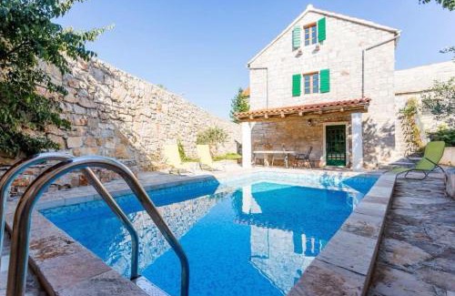 Gornji Humac Villa | Secret Spot villa by Nono Ban