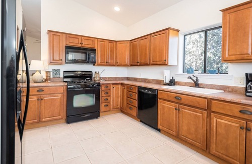 Rimrock House | Sedona views-Lovely hilltop-King bed-Hot tub