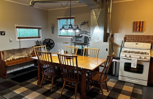 Spooner Cabin | See the Fall Colors - Odie's Cabin - A Northwoods Get Away