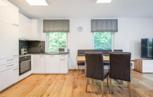 Augsdorf Apartment | Seeblick-Apartment In Velden