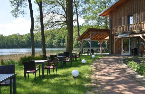 Klein Vielen House | Seehaus Hartwigsdorf