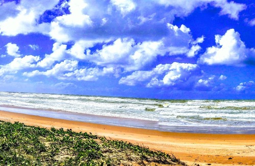 Busca Vida Villa | Seeks Life Bahia Beach House