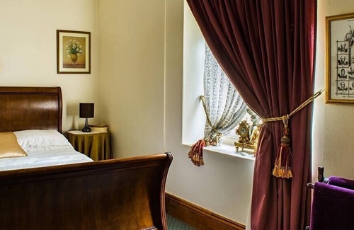 Aberdeen Bed & Breakfast | Segenhoe Inn Historic Bed & Breakfast