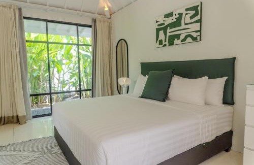 Sei Pinang Villa | Sehmagi Villa Butler Service & Scenic Rice Views