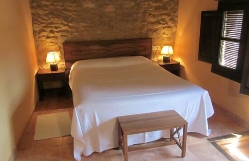 Sant Sadurni de l'Heura Cottage | Self catering Can Met Viu for 4 people