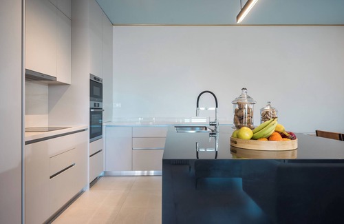 Gazi Apartment | Selas Spacious fully equipped 3 BDR Apt by Hospi