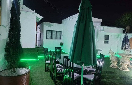 Trawal House | SELF CATERING ACCOMMODATION IN PAROW, A UNIQUE EXPERIENCE AT PRIME EXECUTIVE