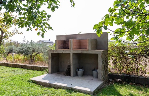 Piedralaves Apartment | Self catering Amatalasviñas for 5 people