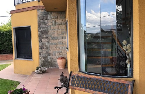 Llica d'Amunt Cottage | Self catering Torre Bona Vista for 10 people