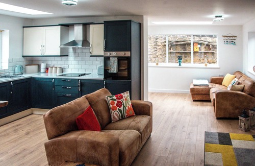 Sherwood Forest House | Self contained Bungalow on the edge of Sherwood Forest .