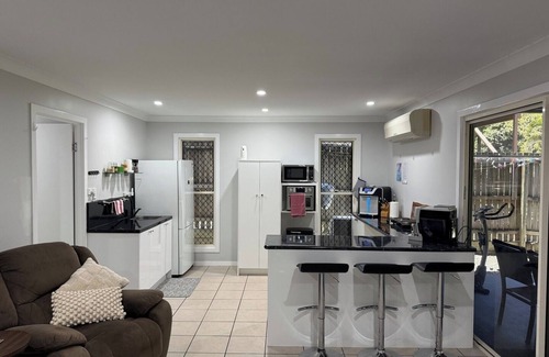 Murarrie House | Self Contained Ground Level Apartment