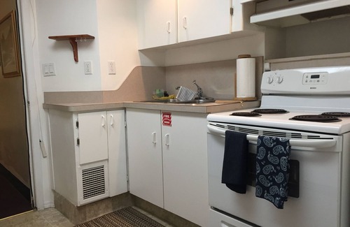 Fort St. John Apartment | self contained,laundry free internet nFully furnished Heat &Hot water included,
