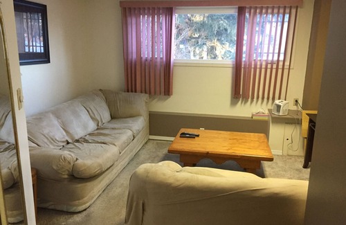 Fort St. John Apartment | self contained,laundry free internet nFully furnished Heat &Hot water included,