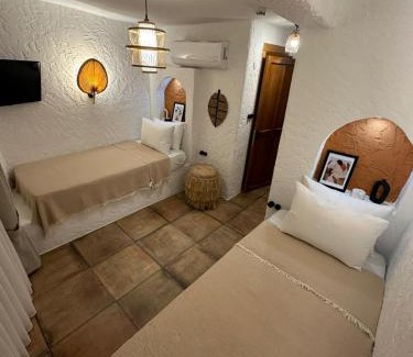 Ayvalik Hotel | Selka Pansiyon