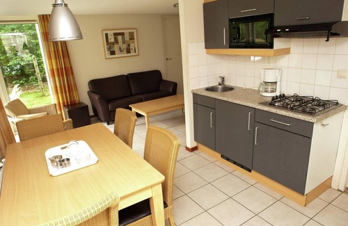 Kootwijk House | Semi-detached bungalow with dishwasher near Kootwijkerzand