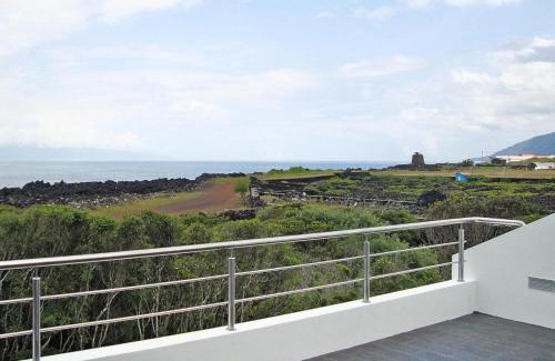 Prainha House | Semi detached houses Pra nha de Baixo Pico Azores