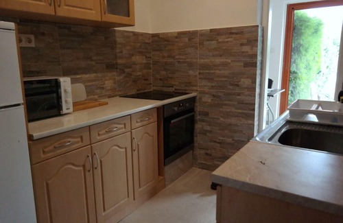 Szantod House | Semi-detached house for six people with a garden