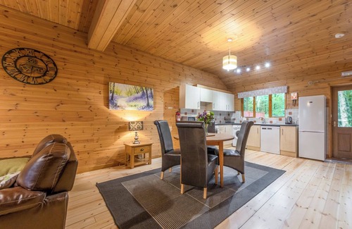 Overton-on-dee Ski Chalet | Semi-detached lodge with modern styling features.