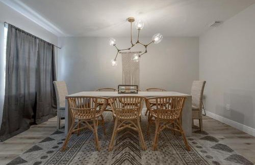 Seminole House | Seminole Resort Style Home