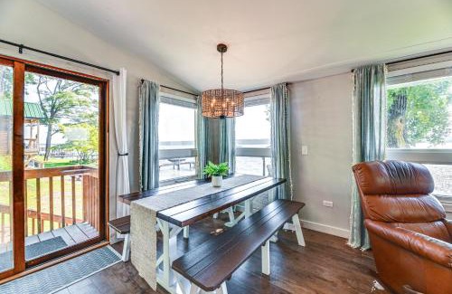 Town of Torrey House | Seneca Lake House Private Dock and Fire Pit!