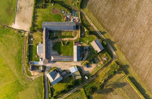 St. Buryan House | Sennen Cove, The Hedgerows, near 14 beaches,