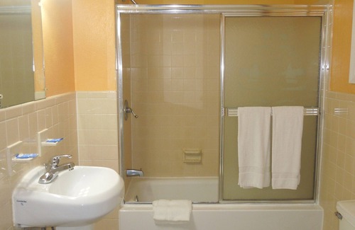 Cheyney Hotel | Sentinel Motel