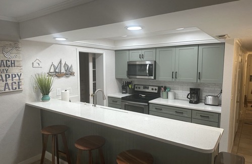 New Smyrna Beach Condo | Sep/Oct Discounts Available -SPECTACULAR OCEANFRONT, 3-Separate Private Bedrooms