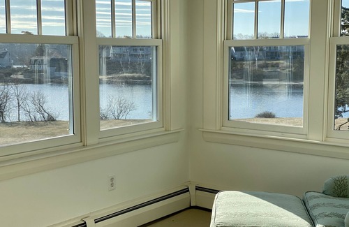 York Harbor House | September is the Best month in Maine. Enjoy the beach, pools, hot tub, gym & spa