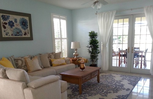 Esprit Villa | SEPTEMBER SPECIALS AVAILABLE!!!