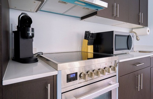 South Tacoma Apartment | Serene 1-bedroom apartment in Tacoma