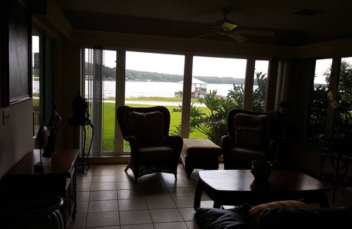 Candler House | Serene 3br, 3 Bath Estate Home On Little Lake Weir