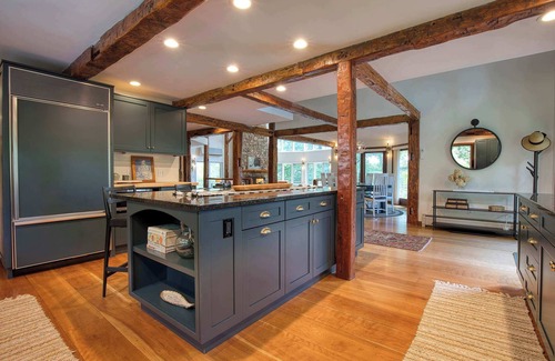 Egremont House | Serene 5-BR Retreat 9-Min to Catamount