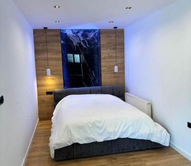 Stamata Apartment | Serene Anoixi Stay with Jacuzzi