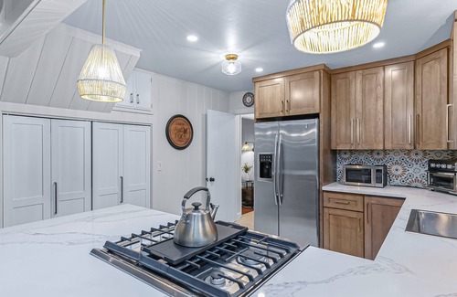 Blue Jay House | Serene cabin near Lake Arrowhead Village with wraparound deck & forest views