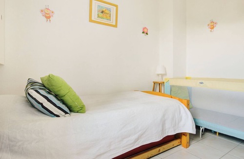 Isigny-sur-Mer House | Serene Holiday Home for family with Garden