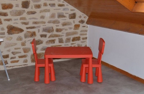 Cussac House | Serene Holiday Home in Cussac with Private Terrace, Barbeque