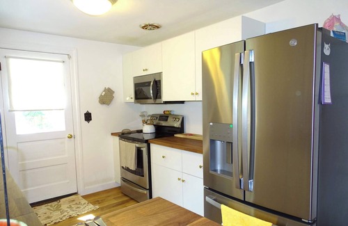 Sudbury House | Serene Home Nestled in Nature