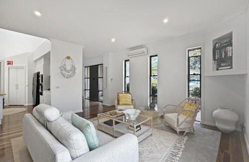 Malua Bay House | Serene Luxury Retreat on Malua Bay