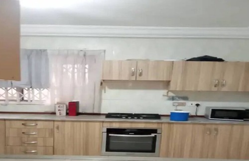 East Legon Apartment | Serene quiet place to stay for long no noise and beautiful .