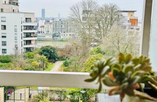 Cœur de Ville House | Serene Retreat in Paris La Defense,Your Gateway to the Heart of Parisian Charm