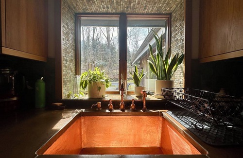 Mount Kisco House | Serene Retreat in the Hills of Westchester